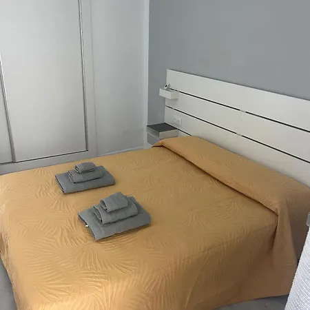 Iris プエルト・デル・ロサリオ